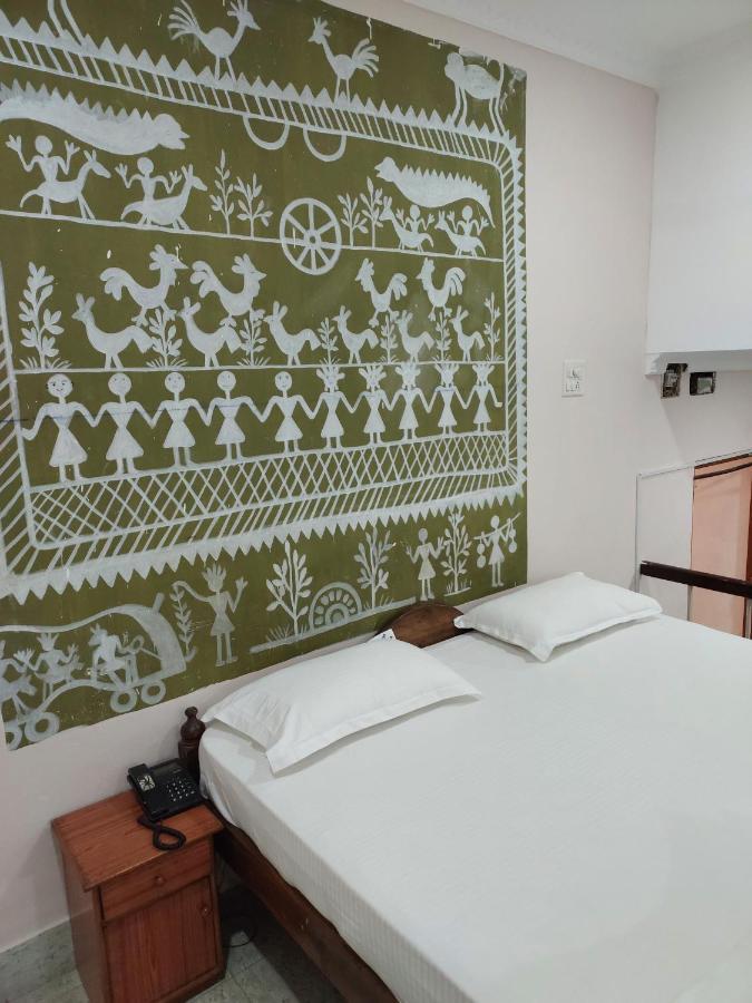 Radhika Resort 布巴内什瓦尔 外观 照片