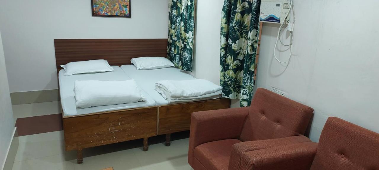 Radhika Resort 布巴内什瓦尔 外观 照片